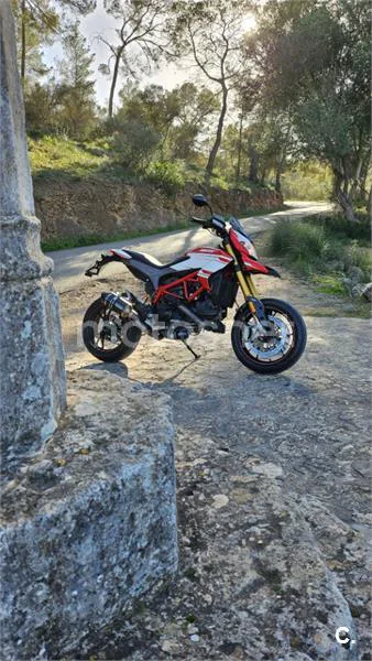 Ducati Hypermotard 939 - Vista 4