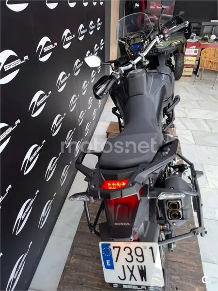 Honda CRF1000L Africa Twin - Vista 4