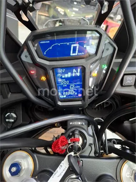 Honda CRF1000L Africa Twin - Vista 5