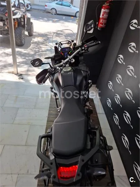 Honda CRF1000L Africa Twin - Vista 9
