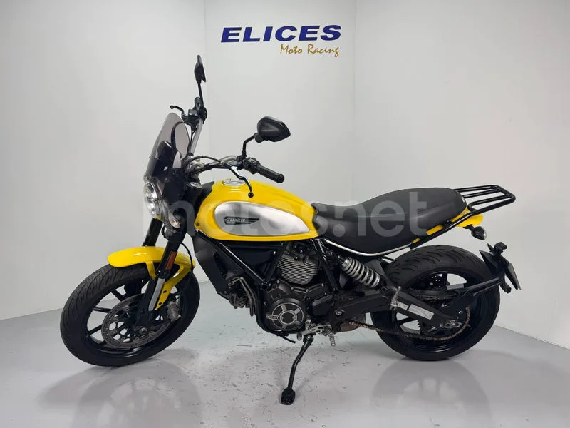 Ducati Scrambler - Vista 12