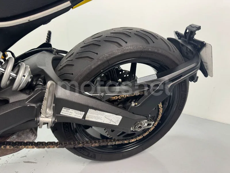 Ducati Scrambler - Vista 17