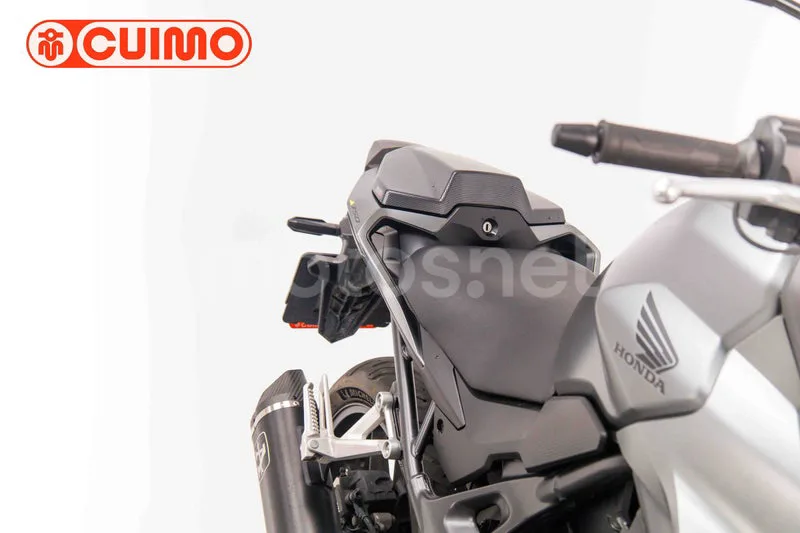 Honda CB750 Hornet - Vista 12