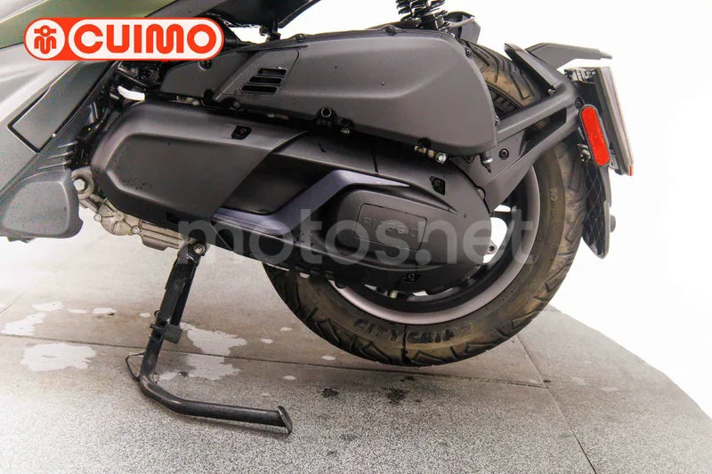Piaggio Beverly S 400 - Vista 23