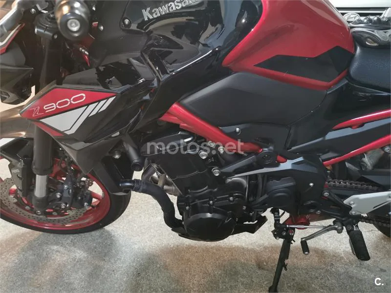 Kawasaki Z900 - Vista 6