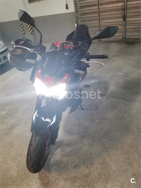 Kawasaki Z900 - Vista 7