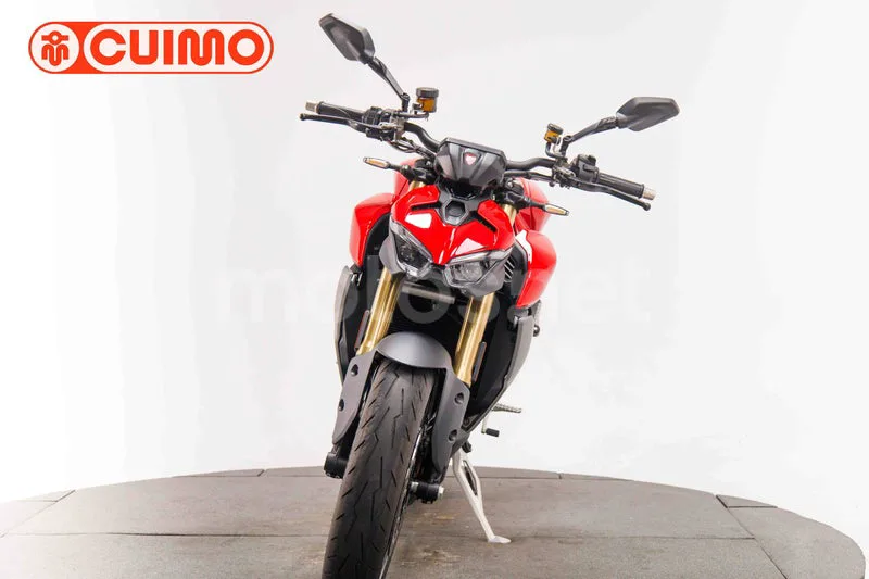Ducati Streetfighter V2 - Vista 10
