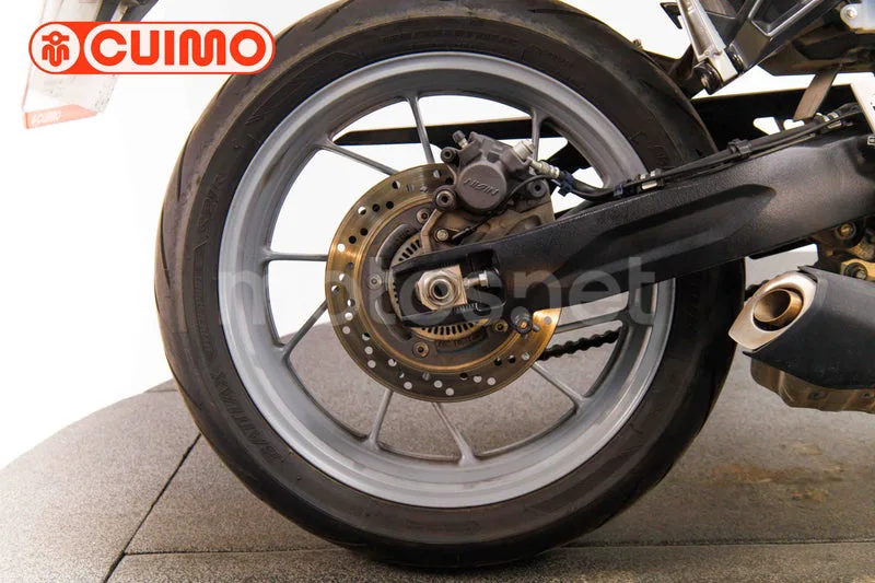 Suzuki GSX-8R - Vista 16