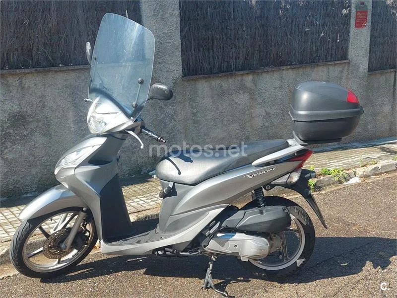 Honda Vision 110 1100 € 2011 Barcelona - 1