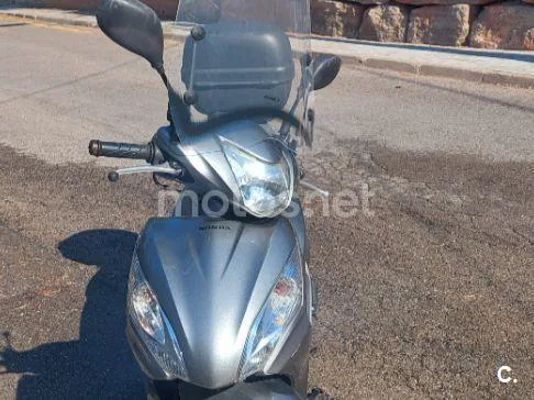 Honda Vision 110 1100 € 2011 Barcelona - 2