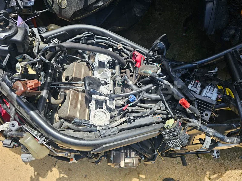Honda CBR650R - Vista 3