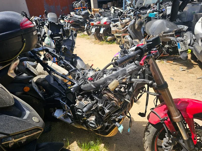 Honda CBR650R - Vista 8