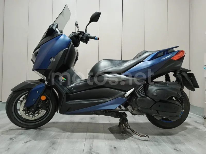 Yamaha XMAX 400 4000 € 2019 Alicante - 1