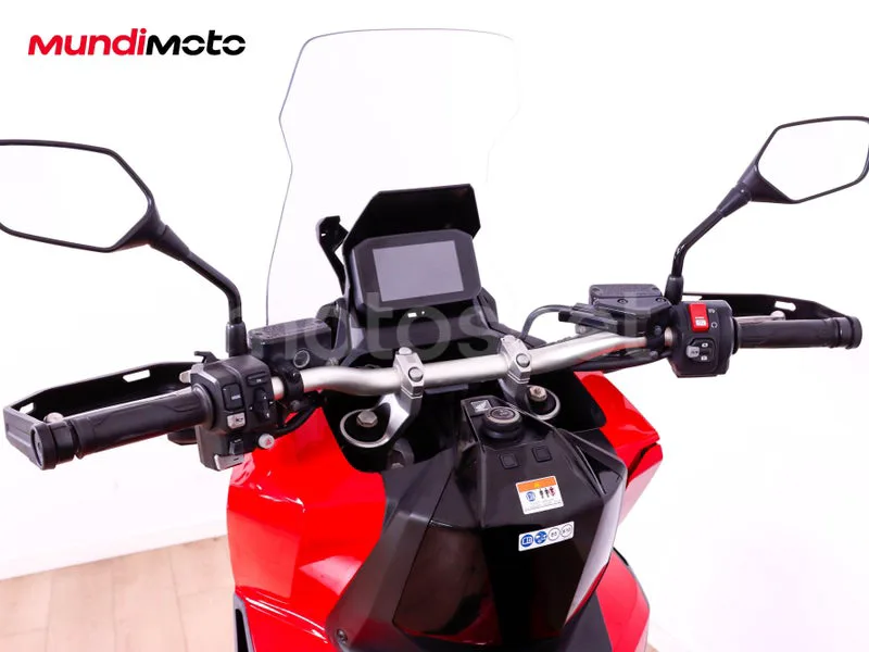 Honda X-ADV - Vista 11