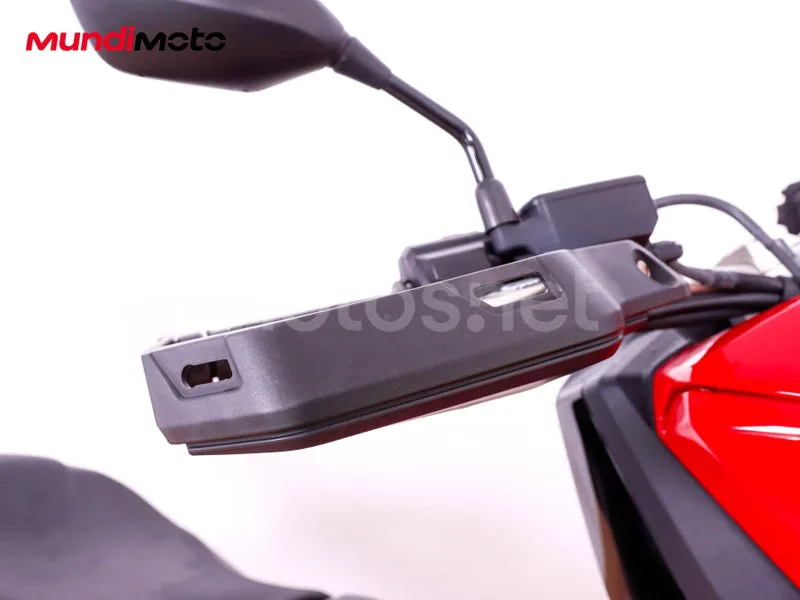Honda X-ADV - Vista 14