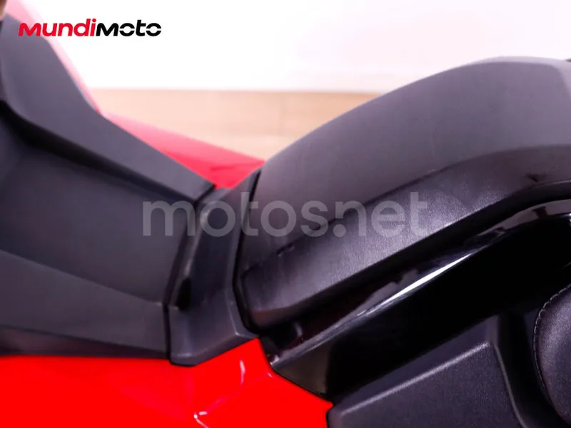Honda X-ADV - Vista 15