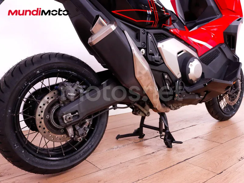 Honda X-ADV - Vista 4