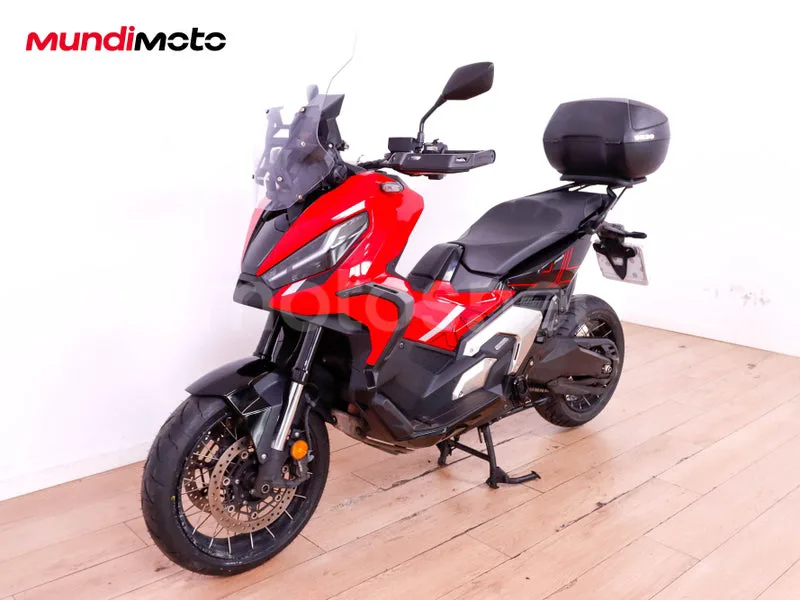 Honda X-ADV - Vista 7