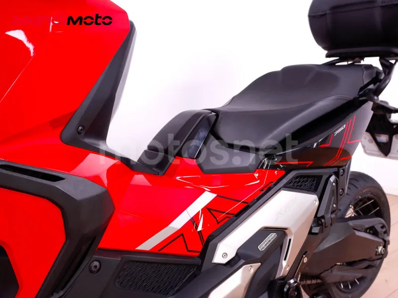 Honda X-ADV - Vista 10