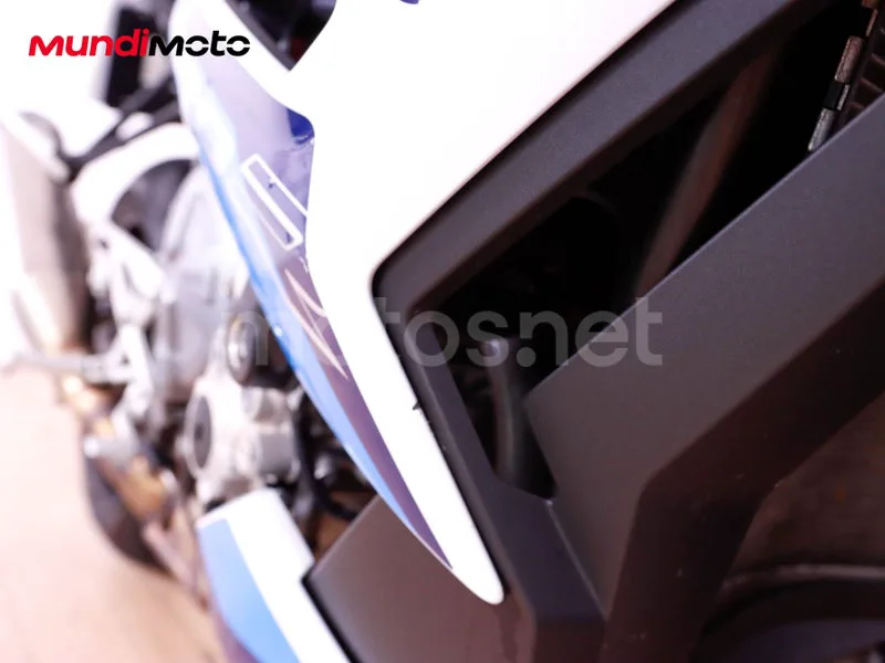 BMW M 1000 R - Vista 14