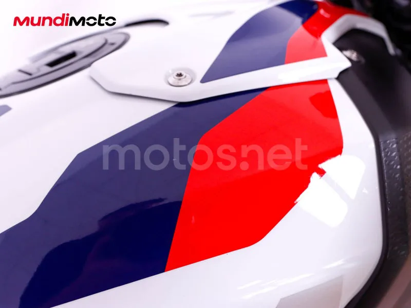 BMW M 1000 R - Vista 30