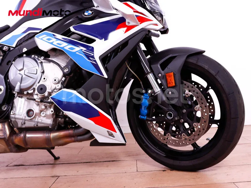 BMW M 1000 R - Vista 35