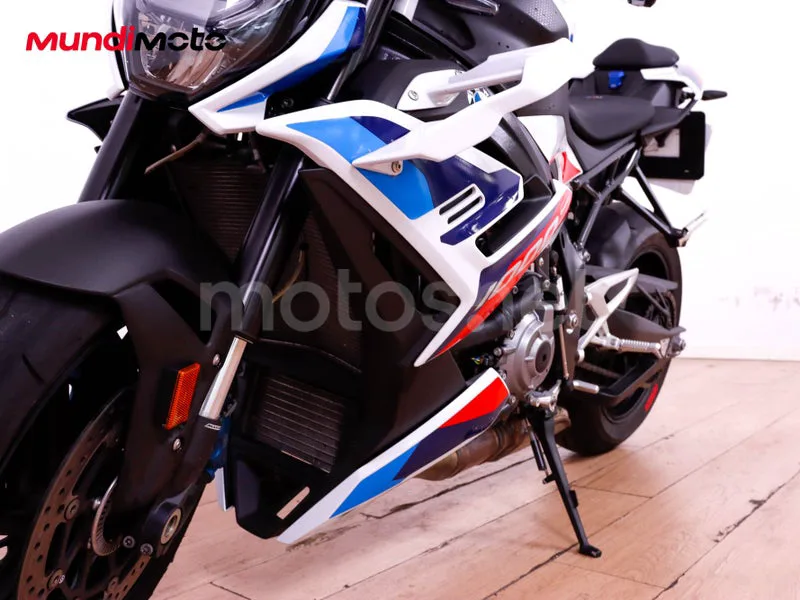 BMW M 1000 R - Vista 10