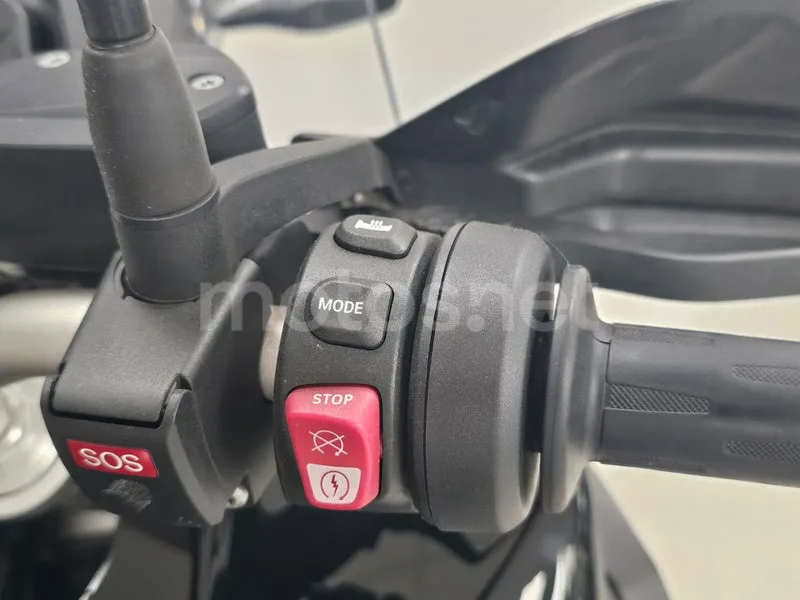 BMW F 900 GS - Vista 7