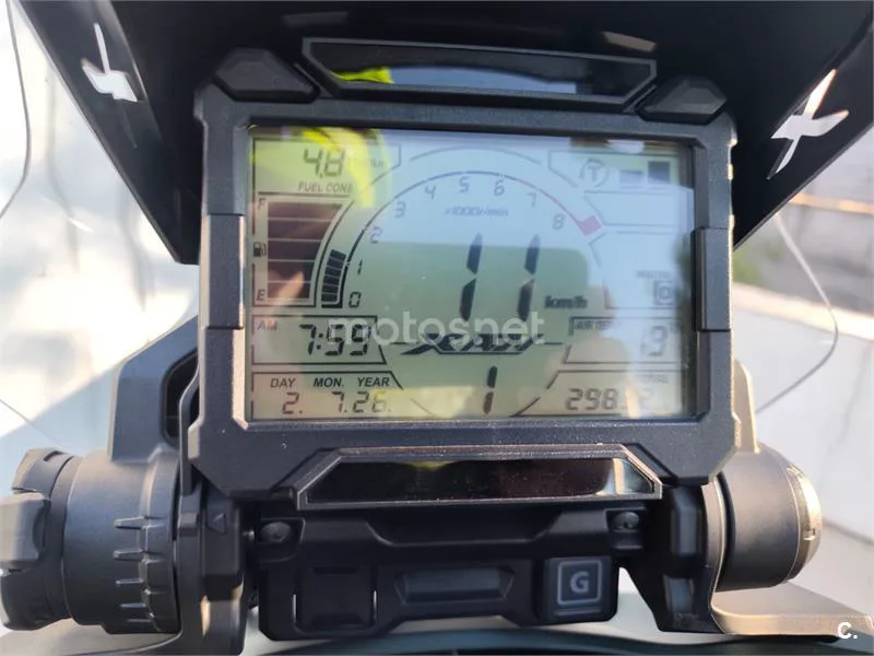 Honda X-ADV - Vista 11
