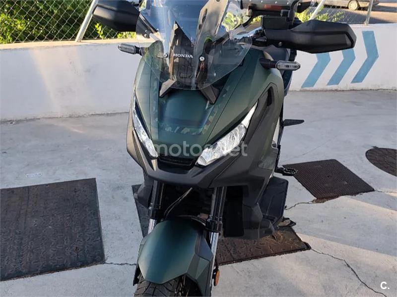 Honda X-ADV - Vista 7