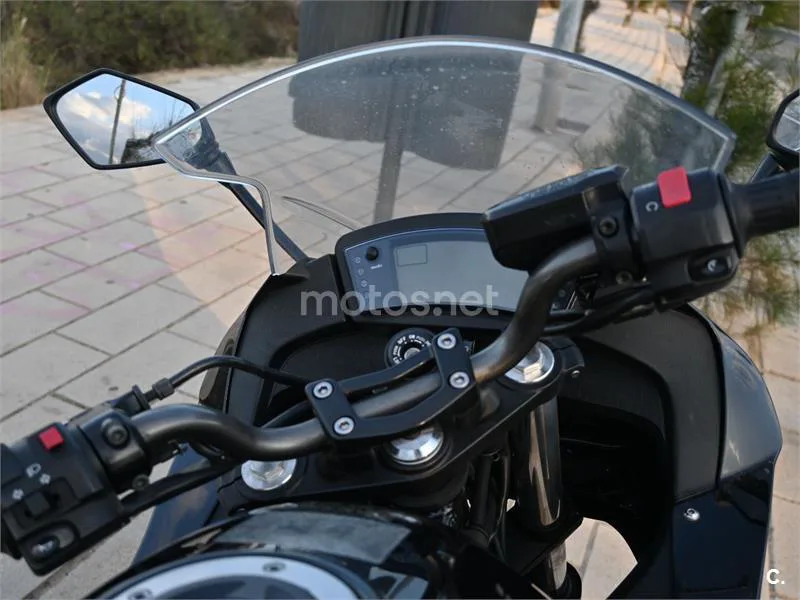 Kawasaki ER-6f - Vista 3
