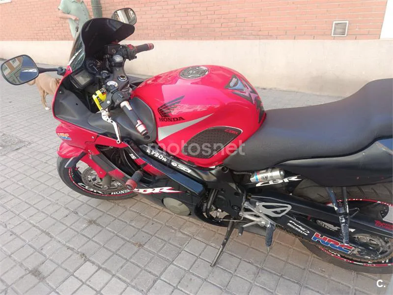 Honda CBR600F - Vista 3