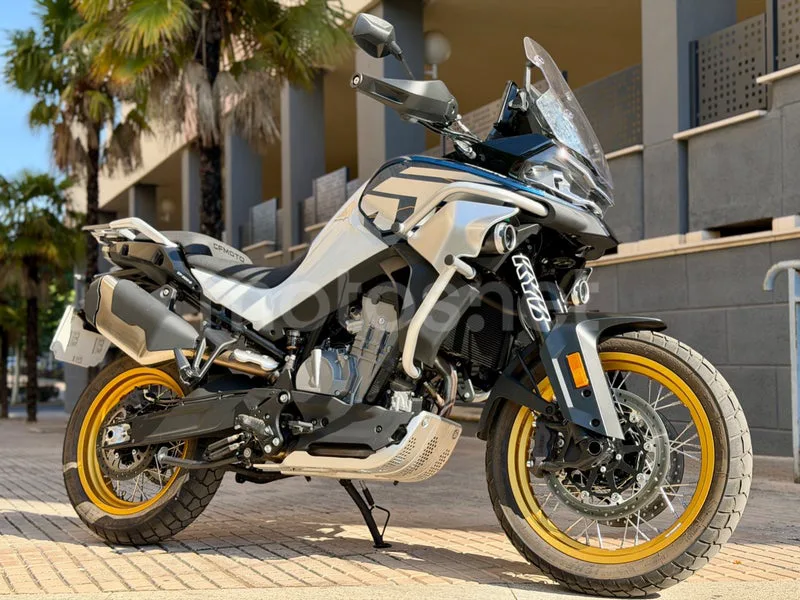 CFMOTO 800MT - Vista 19