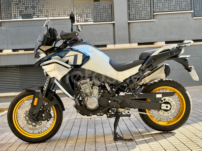 CFMOTO 800MT - Vista 30