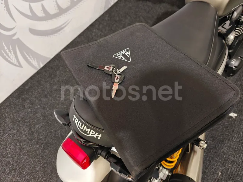 Triumph Speed Twin 1200 - Vista 20