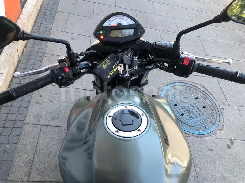Kawasaki ER-6n - Vista 13