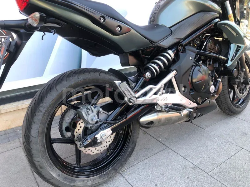 Kawasaki ER-6n - Vista 6