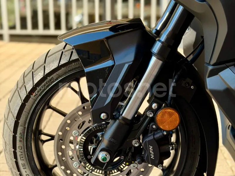 Honda ADV350 - Vista 18