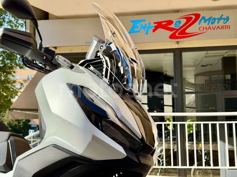 Honda ADV350 - Vista 34