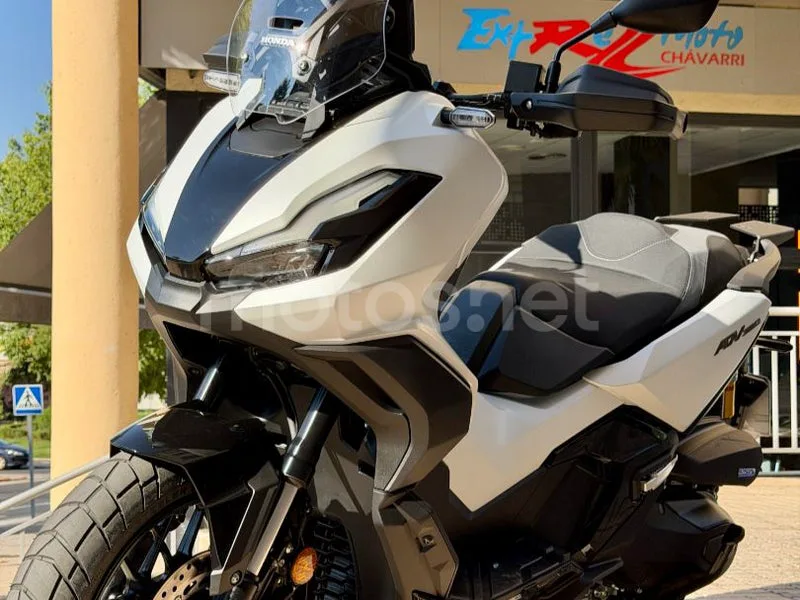 Honda ADV350 - Vista 36