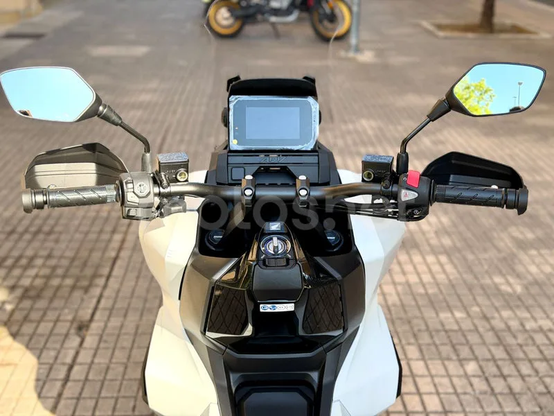 Honda ADV350 - Vista 40
