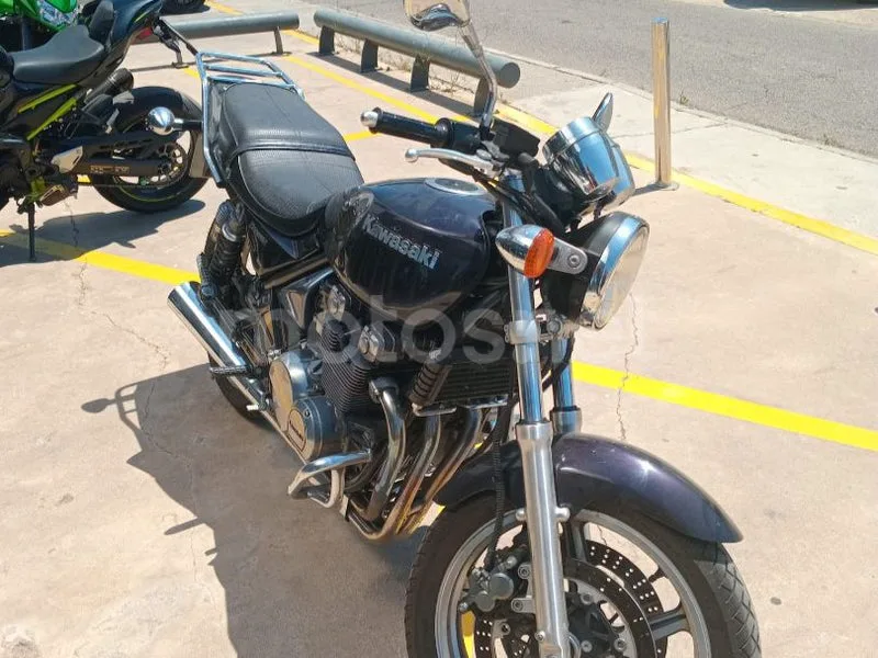 Kawasaki Zephyr 550 - Vista 6