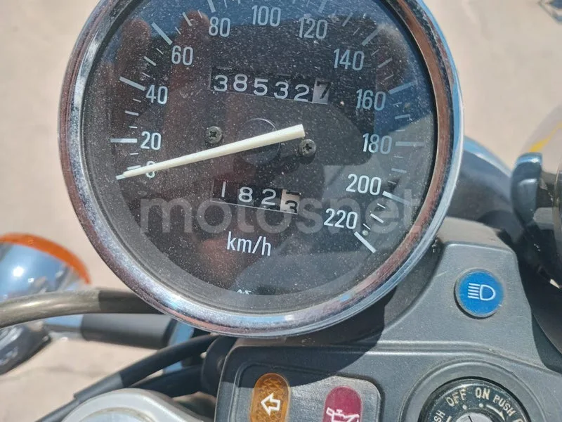 Kawasaki Zephyr 550 - Vista 8
