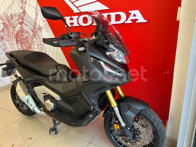 Honda X-ADV - Vista 5