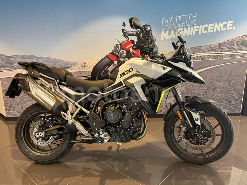 Triumph Tiger 900 - Vista 3