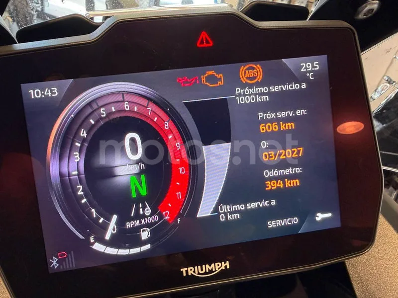 Triumph Tiger 900 - Vista 5