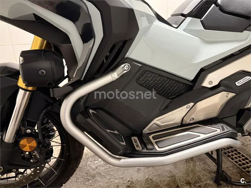 Honda X-ADV - Vista 12