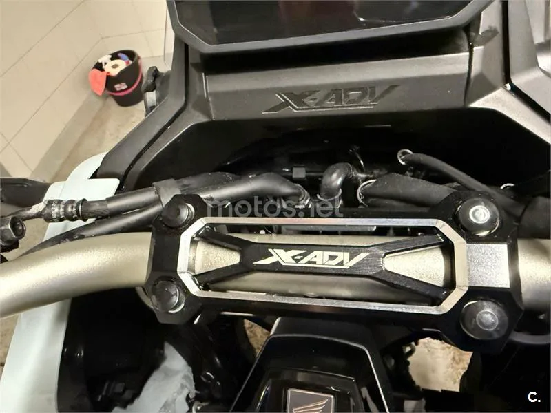 Honda X-ADV - Vista 8