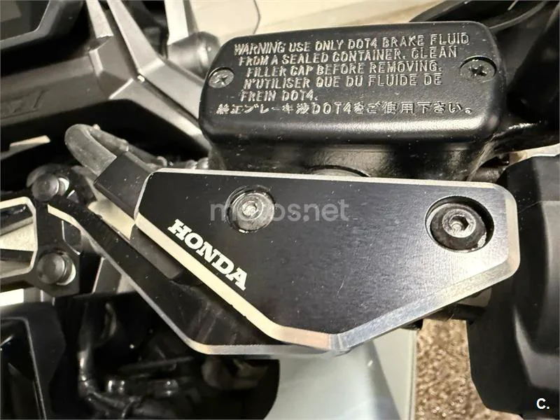 Honda X-ADV - Vista 9