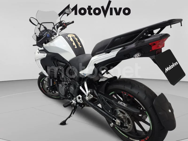 Benelli TRK 502 - Vista 4